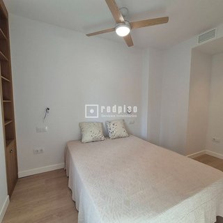 Piso en alquiler en Los Remedios en Sevilla