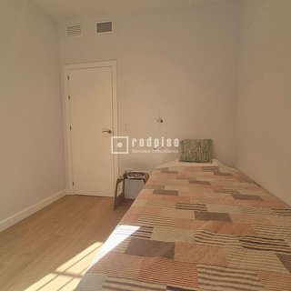 Piso en alquiler en Los Remedios en Sevilla