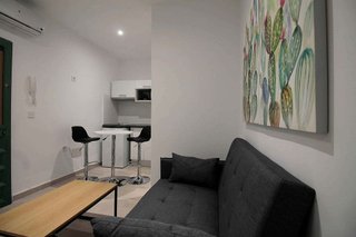 Piso en alquiler en Zofio en Madrid
