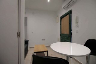 Piso en alquiler en Zofio en Madrid
