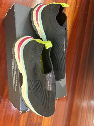 Zapatillas niña negras y rosas Talla 35