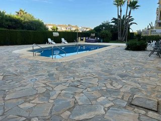 Piso en alquiler en Calaburra - Chaparral en Mijas