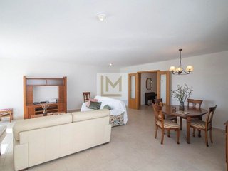 Piso en venta en Nueva Andalucía centro en Marbella