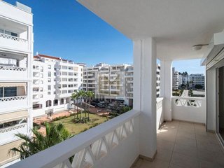 Piso en venta en Nueva Andalucía centro en Marbella