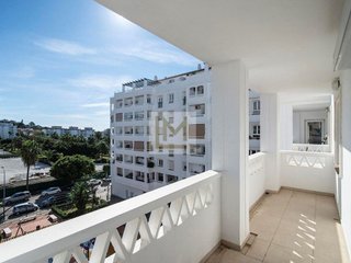 Piso en venta en Nueva Andalucía centro en Marbella