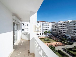 Piso en venta en Nueva Andalucía centro en Marbella