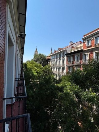 Piso en alquiler en Recoletos en Madrid