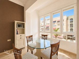 Piso en alquiler en Benalúa en Alicante