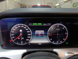 Mercedes-Benz Clase E E 300 de 225 kW (306 CV)