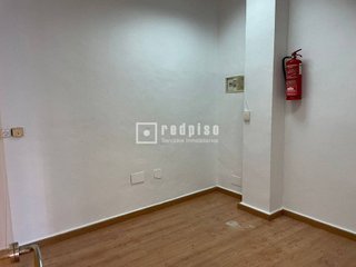Local comercial en venta en Parque de la Paloma en Benalmádena