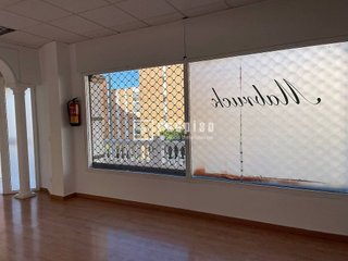 Local comercial en venta en Parque de la Paloma en Benalmádena