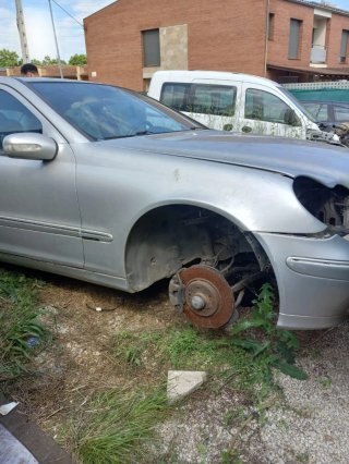 Despiece Mercedes 270 CDI 2002 Gris