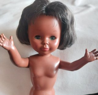 Nancy Negra Vintage