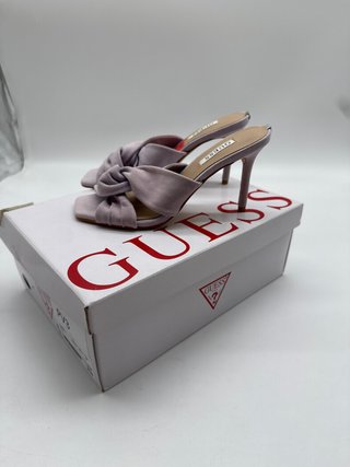 Sandalias Guess Daiva Moradas Tacon