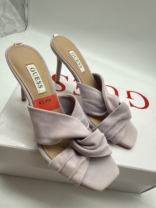 Sandalias Guess Daiva Moradas Tacon