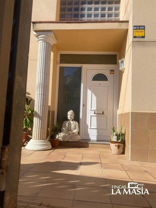 Chalet en venta en Canyelles