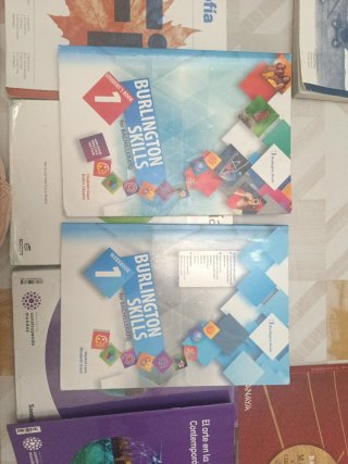 LOTE DE LIBROS DE 1º BACHILLERATO