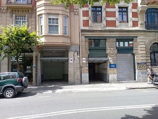 Garaje en venta en Barrio de Abando en Bilbao