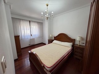 Piso en alquiler en Universidad en Ourense