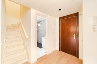 Piso en alquiler en Piovera - Conde Orgaz en Madrid