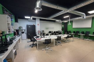 Local comercial en venta en Parque Oeste - Fuente Cisneros en Alcorcón
