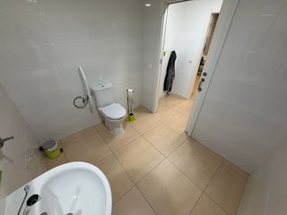Local comercial en venta en Parque Oeste - Fuente Cisneros en Alcorcón