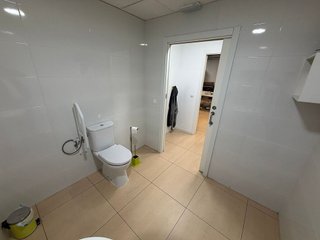 Local comercial en venta en Parque Oeste - Fuente Cisneros en Alcorcón