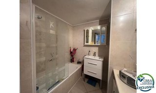 Piso en venta en Empuriabrava en Castelló d´Empúries