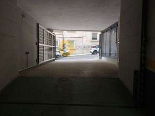 Garaje en venta en Praza España - Casablanca en Vigo