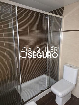Piso en alquiler en La Espinilla - Parque Blanco en Coslada