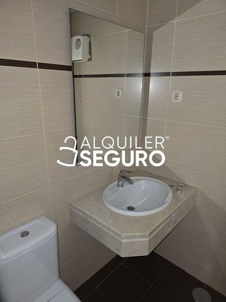 Piso en alquiler en La Espinilla - Parque Blanco en Coslada