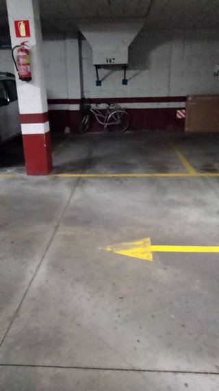Garaje en venta en Colores - Entreparques en Sevilla