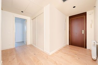 Piso en alquiler en Piovera - Conde Orgaz en Madrid