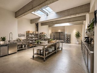 Local comercial en alquiler en Puerto Chico en Santander