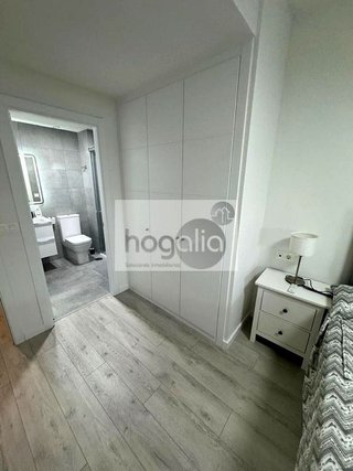 Piso en alquiler en Colores - Entreparques en Sevilla