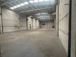 Nave industrial en alquiler en San Cibrao das Viñas