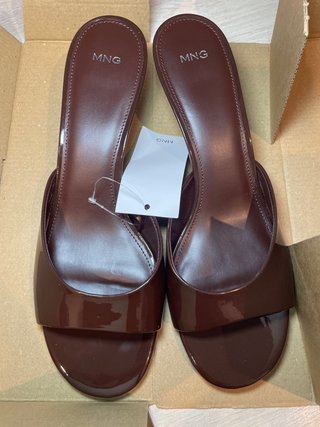 Sandalias tacón kitten Mango marrón talla 41 NUEVA