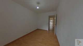 Piso en venta en Pueblo Nuevo en Madrid
