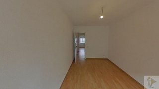 Piso en venta en Pueblo Nuevo en Madrid