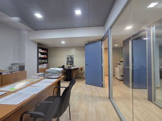 Local comercial en alquiler en El Gall en Esplugues de Llobregat