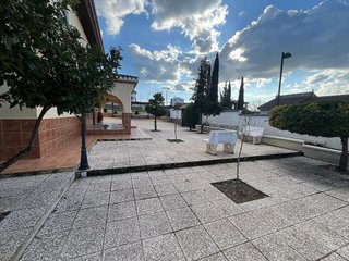 Chalet en venta en Cúllar Vega