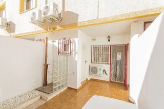 Casa adosada en alquiler en Altos - La Florida en Orihuela