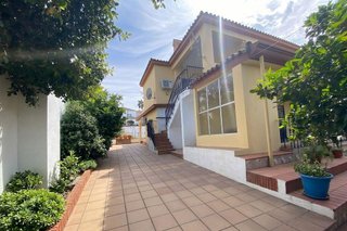 Chalet en alquiler en El Rinconcillo en Algeciras