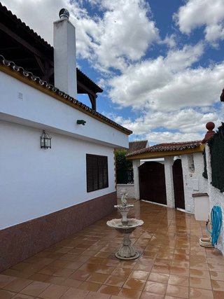 Chalet en alquiler en Espartinas