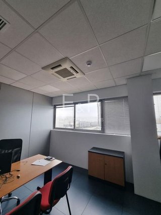 Nave industrial en alquiler en Montserrat - Parque Empresarial en San Fernando de Henares