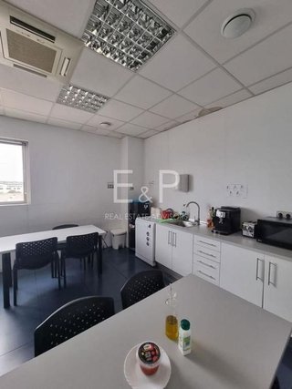 Nave industrial en alquiler en Montserrat - Parque Empresarial en San Fernando de Henares