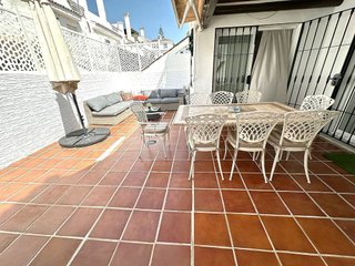 Casa en alquiler en Los Naranjos - Las Brisas en Marbella