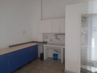 Local comercial en alquiler en Centre en Hospitalet de Llobregat, L´