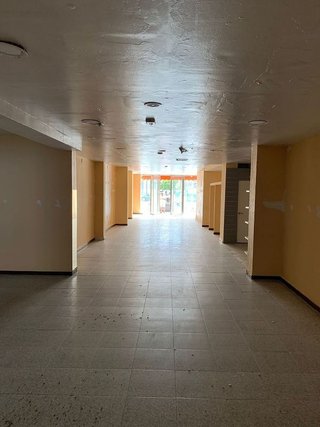Local comercial en alquiler en Cortadura - Zona Franca  en Cádiz
