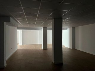 Local comercial en alquiler en Cortadura - Zona Franca  en Cádiz